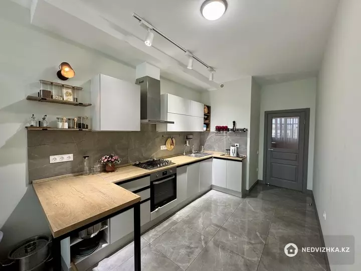119 м², 4-комнатная квартира, этаж 4 из 8, 119 м², изображение - 1