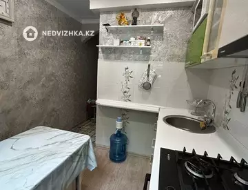 4-комнатная квартира, этаж 2 из 5, 62 м²