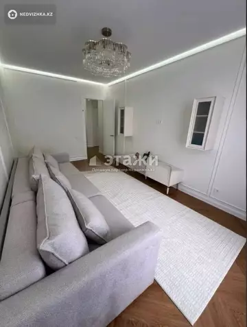 2-комнатная квартира, этаж 7 из 14, 74 м²