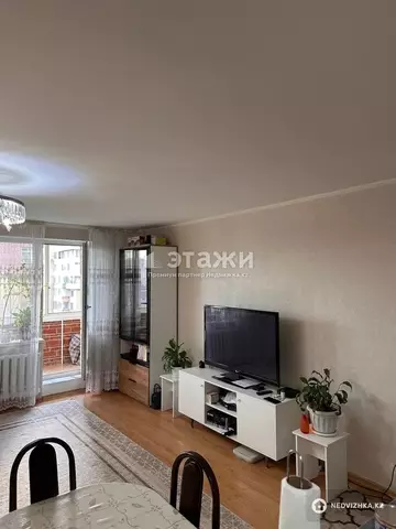 2-комнатная квартира, этаж 6 из 9, 63 м²