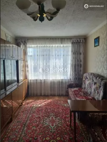 3-комнатная квартира, этаж 4 из 5, 59 м²