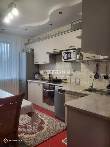 2-комнатная квартира, этаж 3 из 6, 70 м²