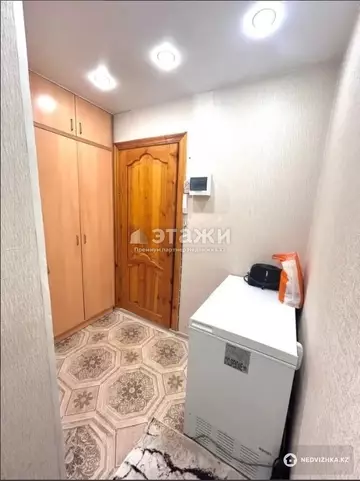 2-комнатная квартира, этаж 5 из 5, 37 м²