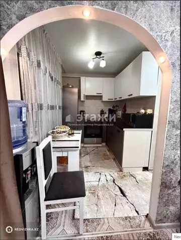 2-комнатная квартира, этаж 5 из 5, 37 м²