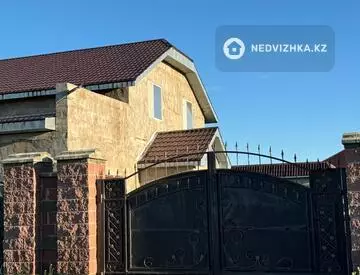 4-комнатный дом, 10 соток, 190 м²
