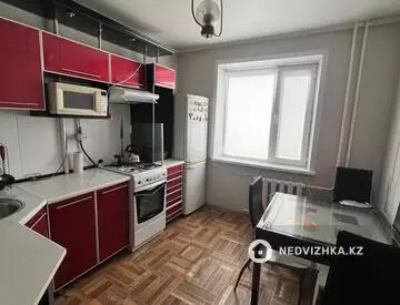 5-комнатная квартира, этаж 2 из 10, 102 м²