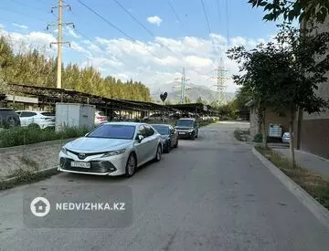 2-комнатная квартира, этаж 6 из 6, 35 м²