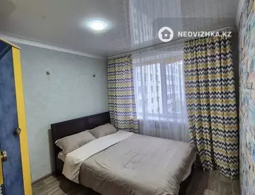 3-комнатная квартира, этаж 6 из 6, 60 м², посуточно