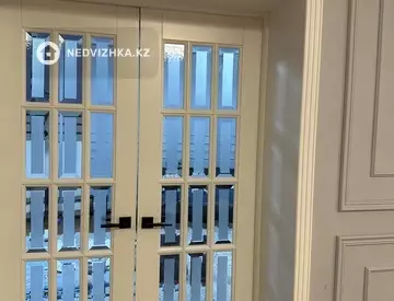 7-комнатный дом, 15 соток, 400 м²