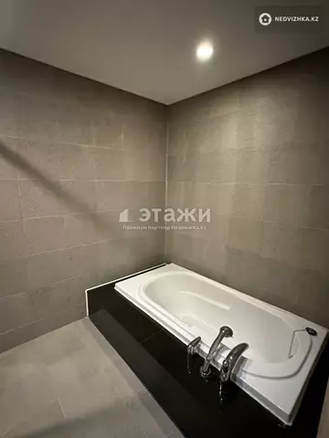 2-комнатная квартира, этаж 12 из 21, 68 м²