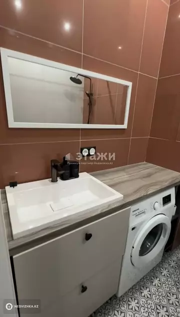 2-комнатная квартира, этаж 9 из 12, 60 м²