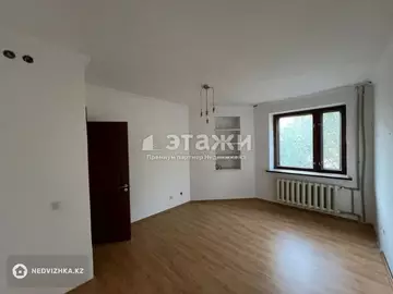 3-комнатная квартира, этаж 4 из 5, 113 м²