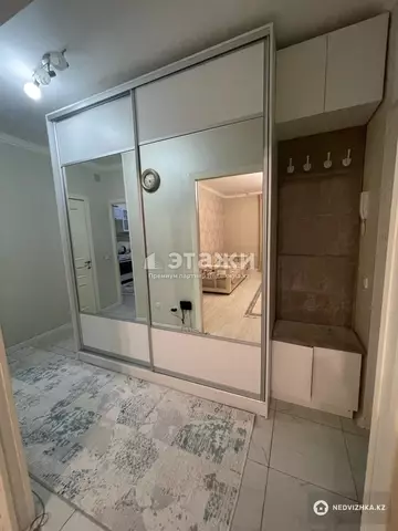 2-комнатная квартира, этаж 5 из 6, 61 м²