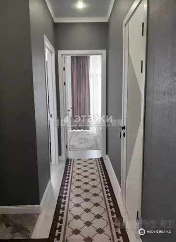 3-комнатная квартира, этаж 4 из 12, 71 м²