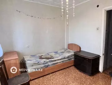 2-комнатная квартира, этаж 3 из 5, 50 м²