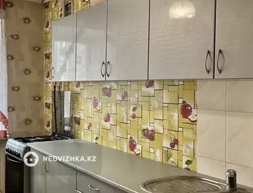 49.7 м², 2-комнатная квартира, этаж 3 из 5, 50 м², изображение - 5
