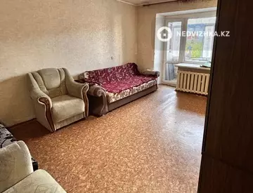 2-комнатная квартира, этаж 3 из 5, 50 м²