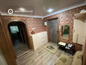 4-комнатная квартира, этаж 1 из 5, 73 м²
