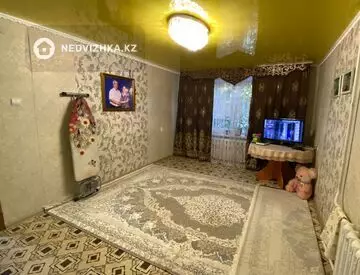 4-комнатная квартира, этаж 1 из 5, 73 м²