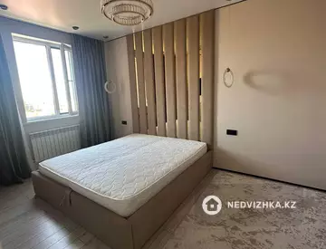 2-комнатная квартира, этаж 3 из 12, 62 м²