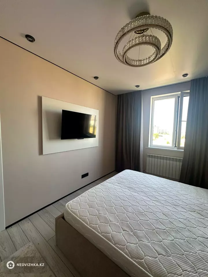62 м², 2-комнатная квартира, этаж 3 из 12, 62 м², изображение - 1