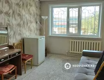 2-комнатная квартира, этаж 2 из 5, 49 м²