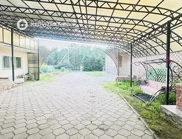 300 м², 6-комнатный дом, 18 соток, 300 м², посуточно, изображение - 17
