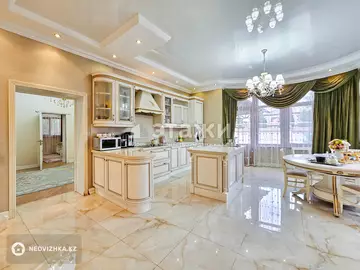 6-комнатный дом, 10 соток, 311 м²