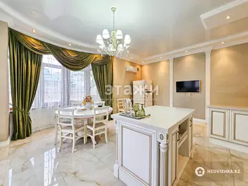 6-комнатный дом, 10 соток, 311 м²