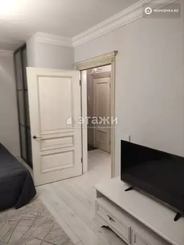 1-комнатная квартира, этаж 4 из 4, 35 м²