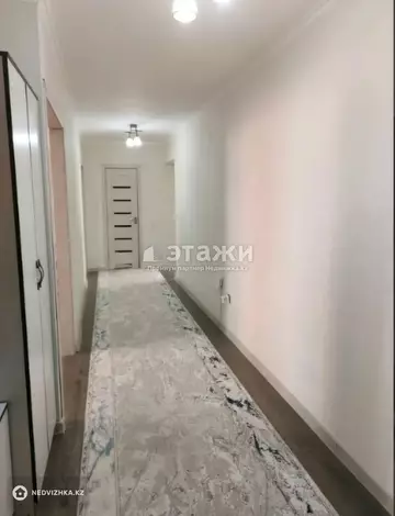 3-комнатная квартира, этаж 3 из 6, 80 м²