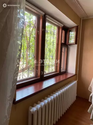 3-комнатная квартира, этаж 1 из 5, 106 м²