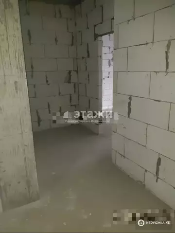 2-комнатная квартира, этаж 9 из 13, 71 м²