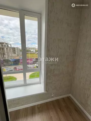 2-комнатная квартира, этаж 2 из 12, 39 м²