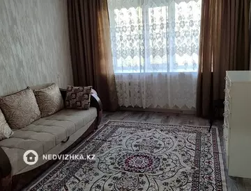 2-комнатная квартира, этаж 2 из 5, 52 м², на длительный срок