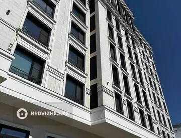 3-комнатная квартира, этаж 2 из 8, 112 м²