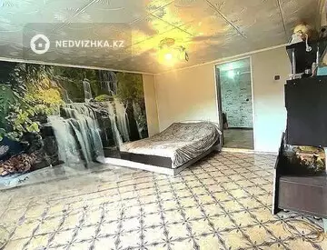 2-комнатный дом, 6 соток, 42 м²