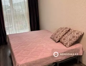 1-комнатная квартира, этаж 2 из 10, 42 м², на длительный срок