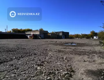 Разная недвижимость, 2 000 м²