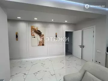 4-комнатная квартира, этаж 18 из 20, 105 м²