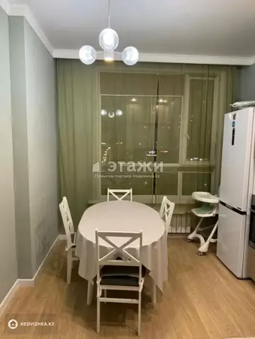 2-комнатная квартира, этаж 3 из 12, 59 м²