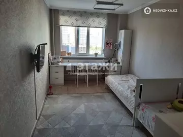 3-комнатная квартира, этаж 6 из 12, 93 м²