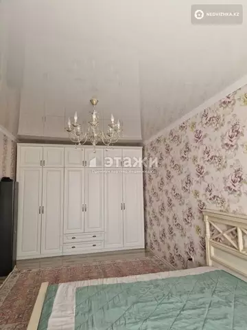 3-комнатная квартира, этаж 10 из 12, 103 м²
