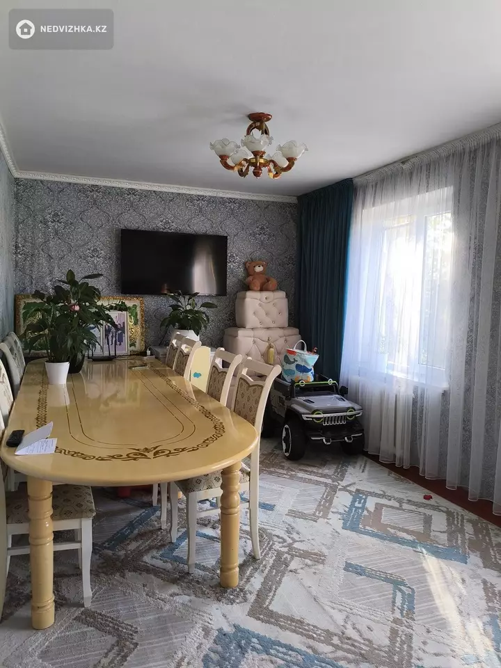 60 м², 3-комнатная квартира, этаж 5 из 5, 60 м², изображение - 1