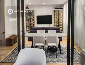 2-комнатная квартира, этаж 6 из 7, 95 м², на длительный срок