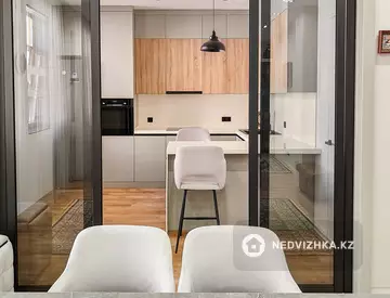2-комнатная квартира, этаж 6 из 7, 95 м², на длительный срок