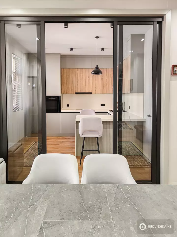95 м², 2-комнатная квартира, этаж 6 из 7, 95 м², на длительный срок, изображение - 1