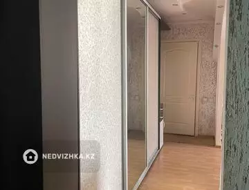 3-комнатная квартира, этаж 2 из 10, 62 м²