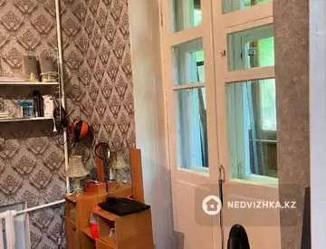 3-комнатная квартира, этаж 2 из 2, 60 м²