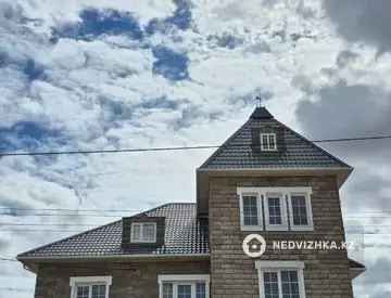 7-комнатный дом, 9 соток, 324 м²
